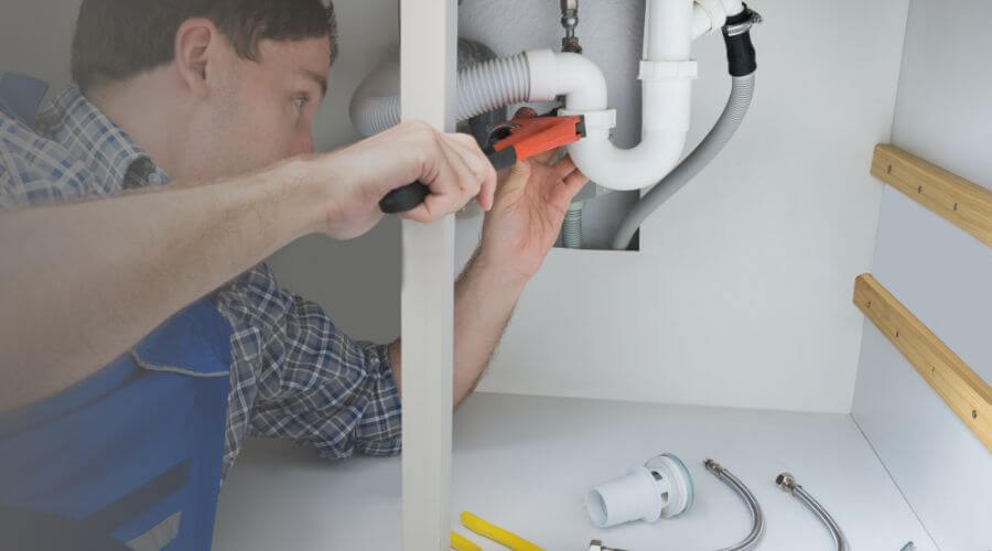 Local tankless water heater installation in Bowling Green, IN